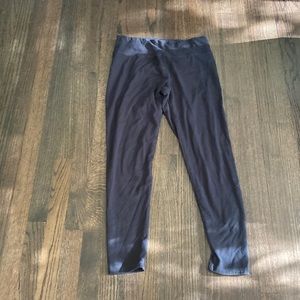 Aerie Black Offline Leggings Large L EUC